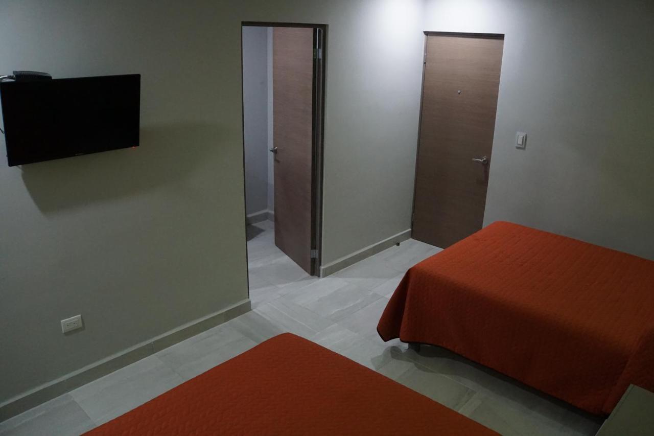 Hotel Hc Express มอนแตร์เรย์ ภายนอก รูปภาพ
